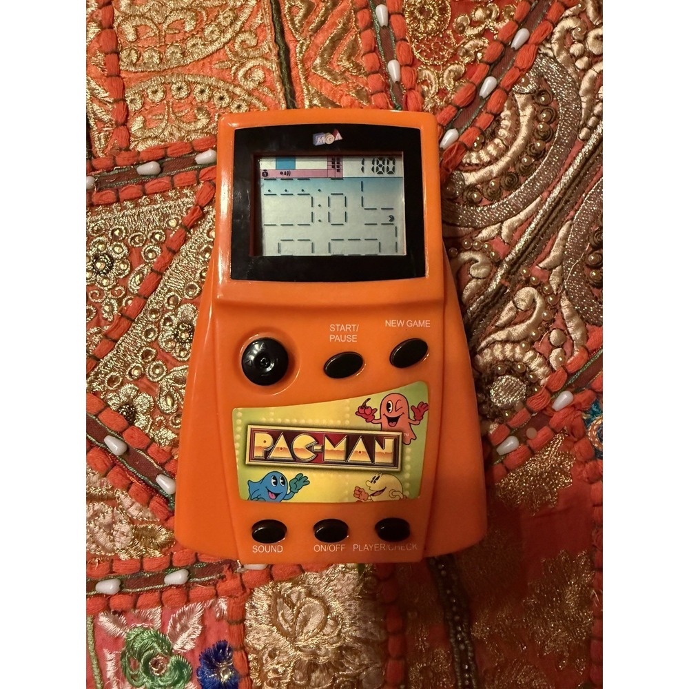 Vintage 2001 Pac-Man Handheld Video Game‎ - Tested & Working